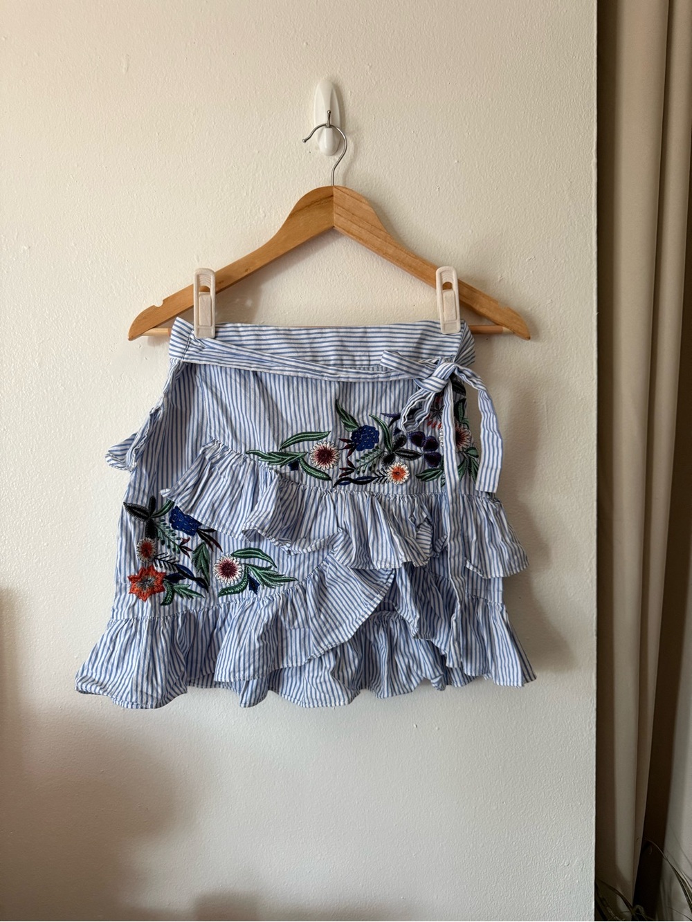 Zara Light Blue Stripe Ruffle Mini Skirt with Floral Embroidery